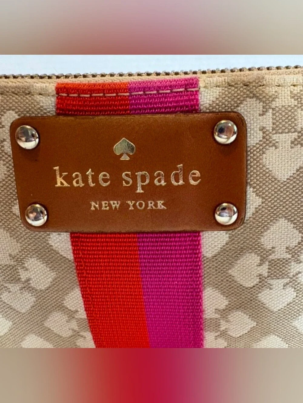 Kate Spade New York Neda Classic Stucco Zip Around Wallet